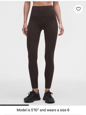 NWT SOLD OUT COLOR, Wunder Train HR Tights 28” length ribbed